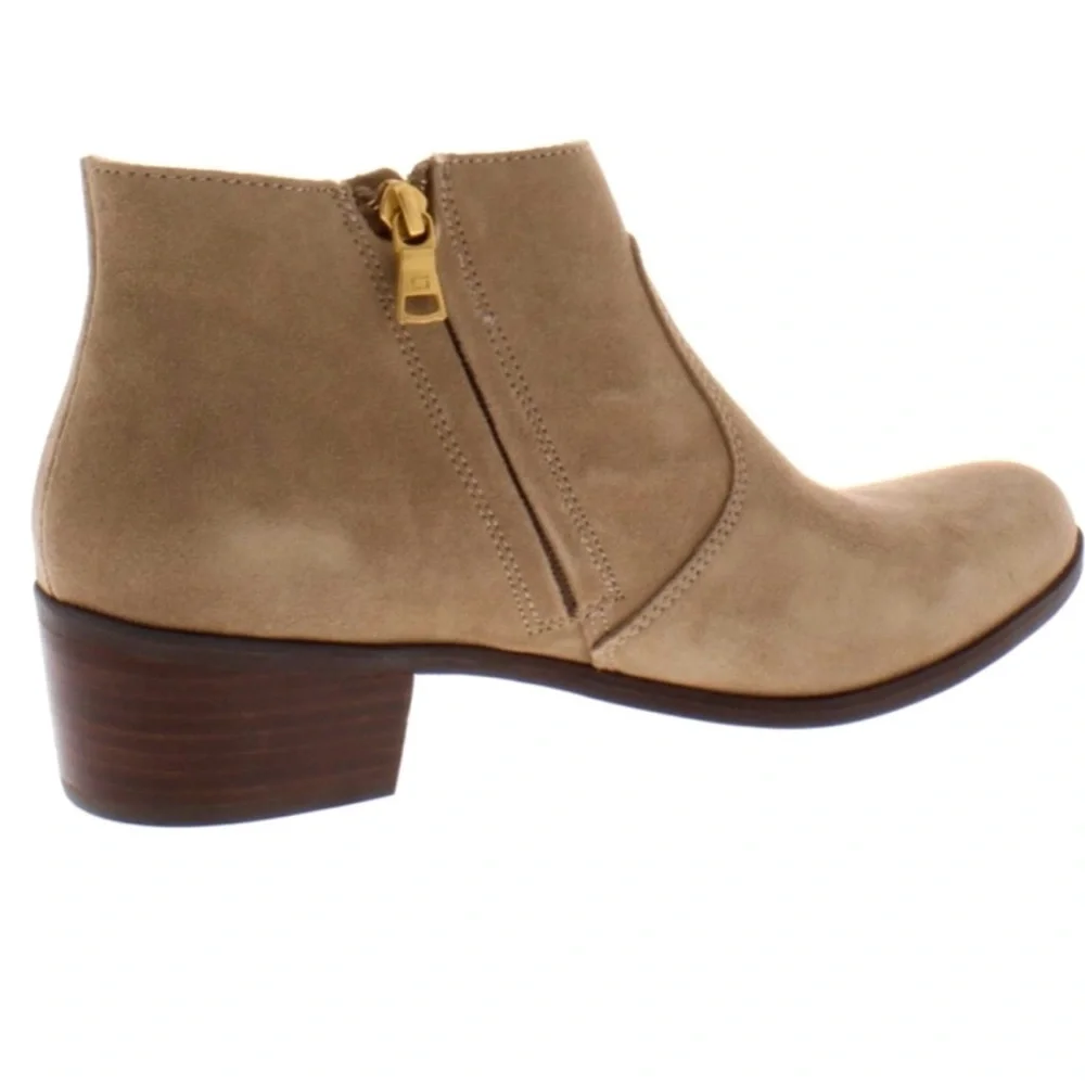Sole Bound by BareTraps Uriel Suede Ankle Boots - Picture 4 of 10